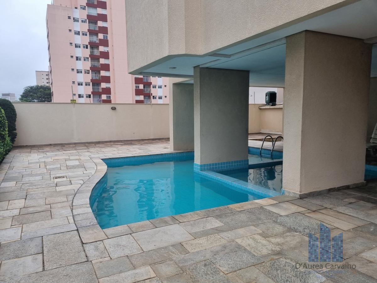Piscina com Solarium