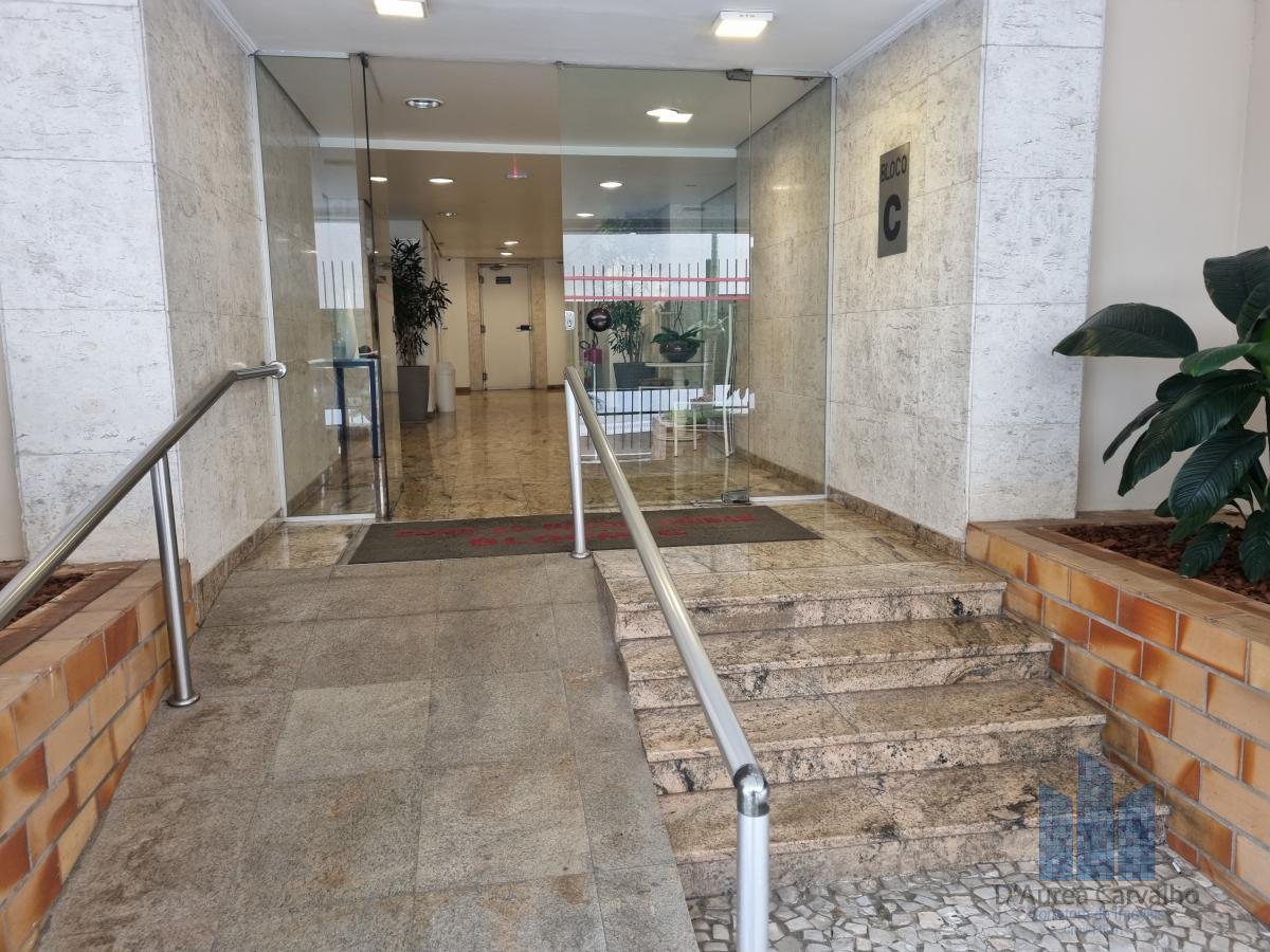 Entrada Social