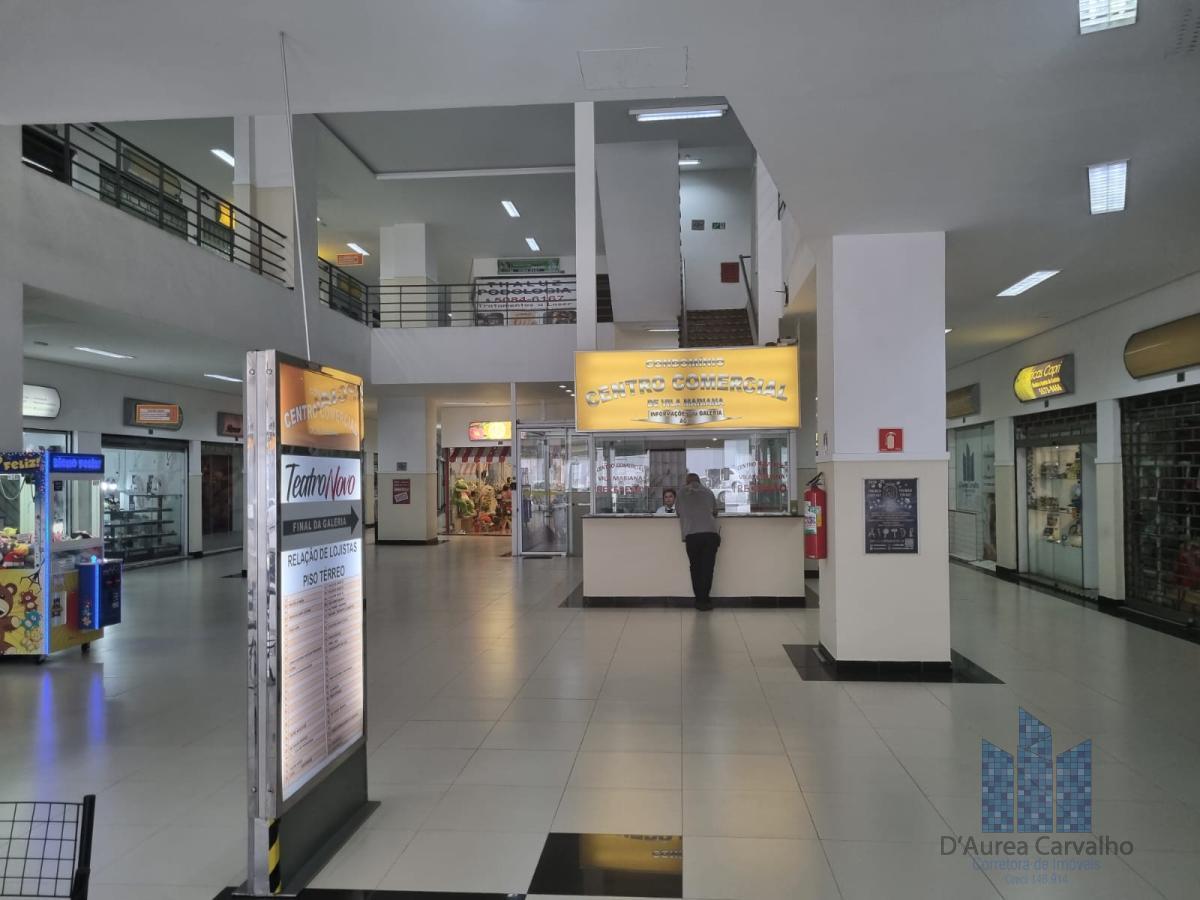 Centro Comercial - Piso Trreo