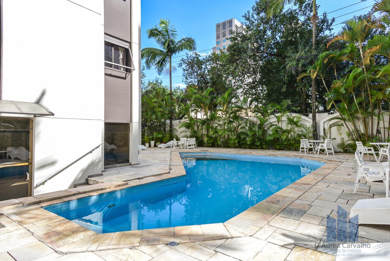 Piscina com Solarium