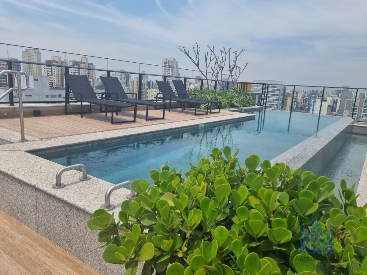 Piscina Aquecida com Borda Infinita