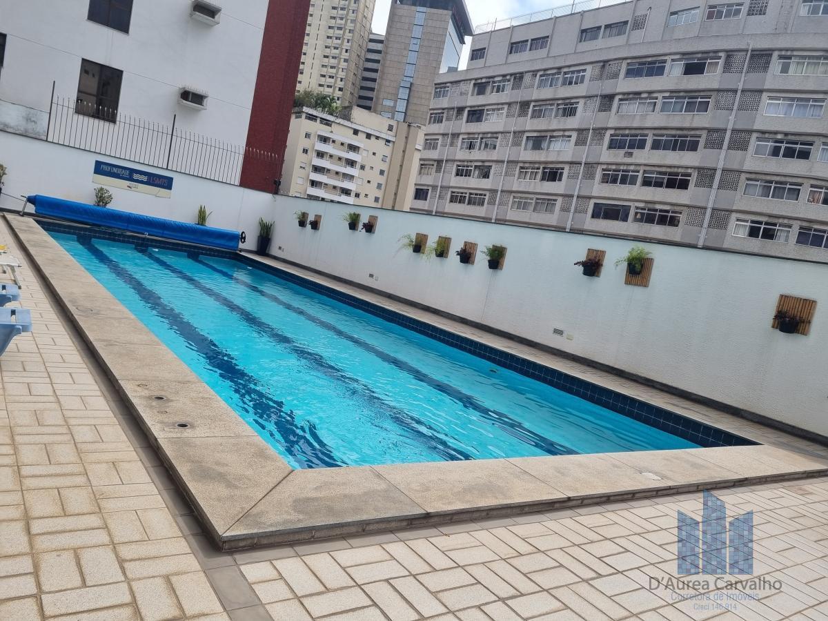 Piscina com Solarium