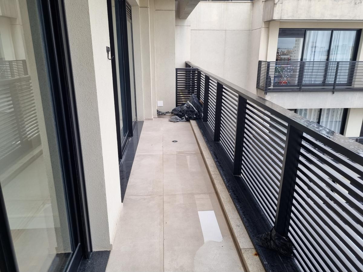 Varanda com Extenso pelo Dormitrio