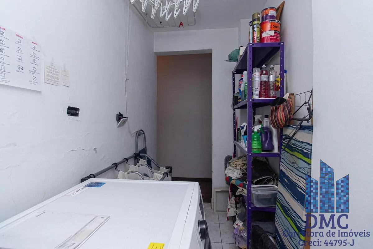 Área de Serviço / Dormitório de Empregada