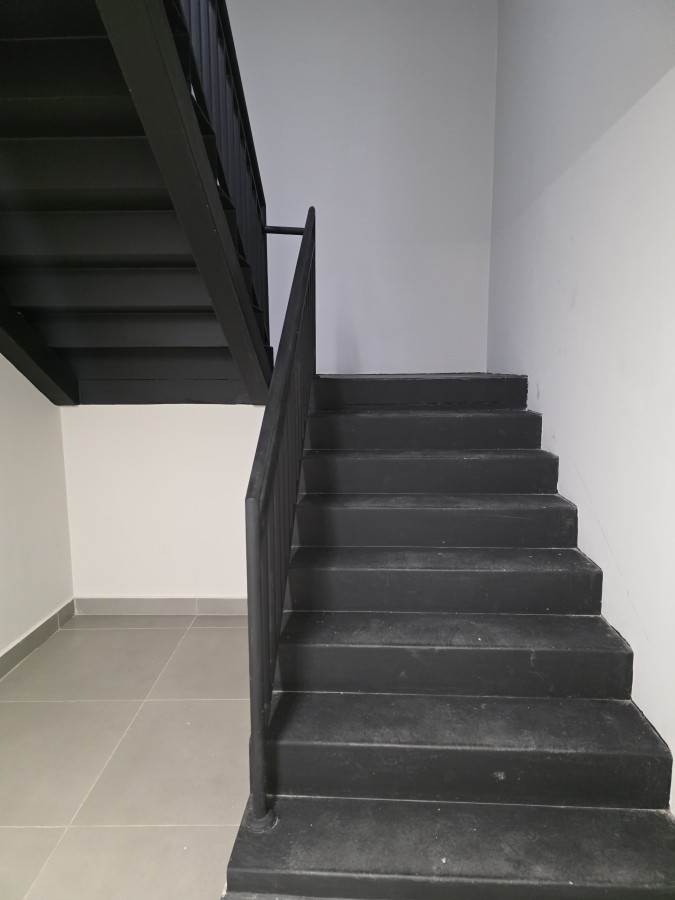 Escadaria para Acesso ao Piso Superior